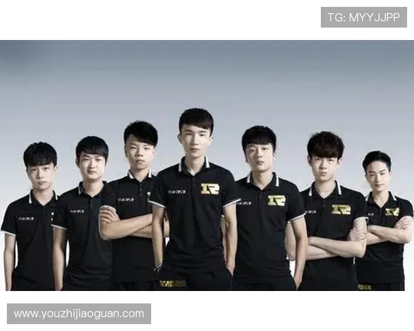 RNG在冠军杯中的个人能力展现与团队协作的完美结合分析