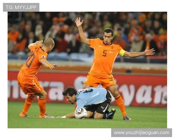 2010年世界杯乌拉圭与法国激战回顾与精彩瞬间分析